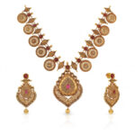 Gold Necklace Set